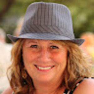 Meet your Posher, Deborah